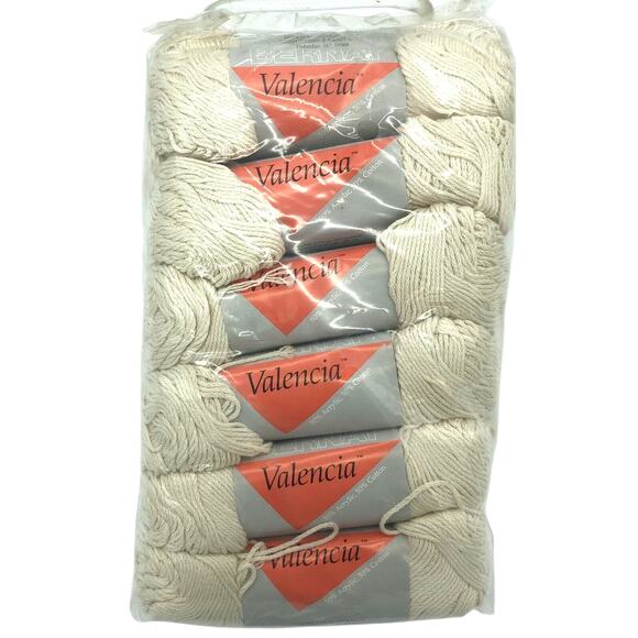 Bernat Valencia Yarn 50/50 Acrylic Cotton 12 Skeins Size 6 Natural New In Bag - Picture 1 of 4